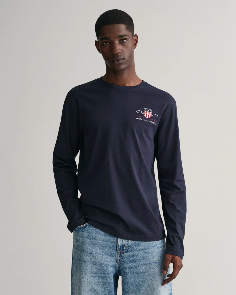 GANT Mens Reg Medium Archive Shield Long Sleeve T-Shirt